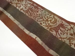 縮緬地縞に草木・鳥獣・人物模様名古屋帯